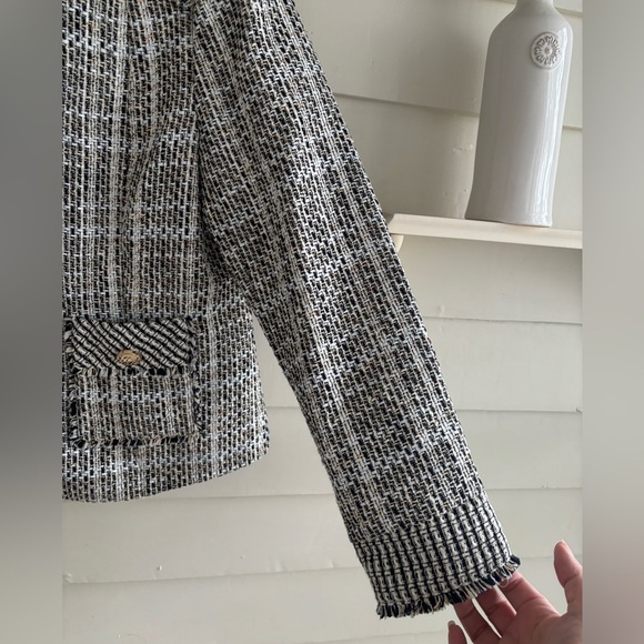 Chico's Black Tweed Fringe Blazer Jacket Women’s Size 8/10 (Chico’s Size 1) - Picture 7 of 15